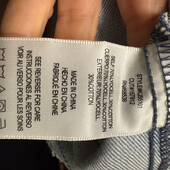 Kut from the Kloth Washed Blue Jean Jacket - Picture 3 of 5